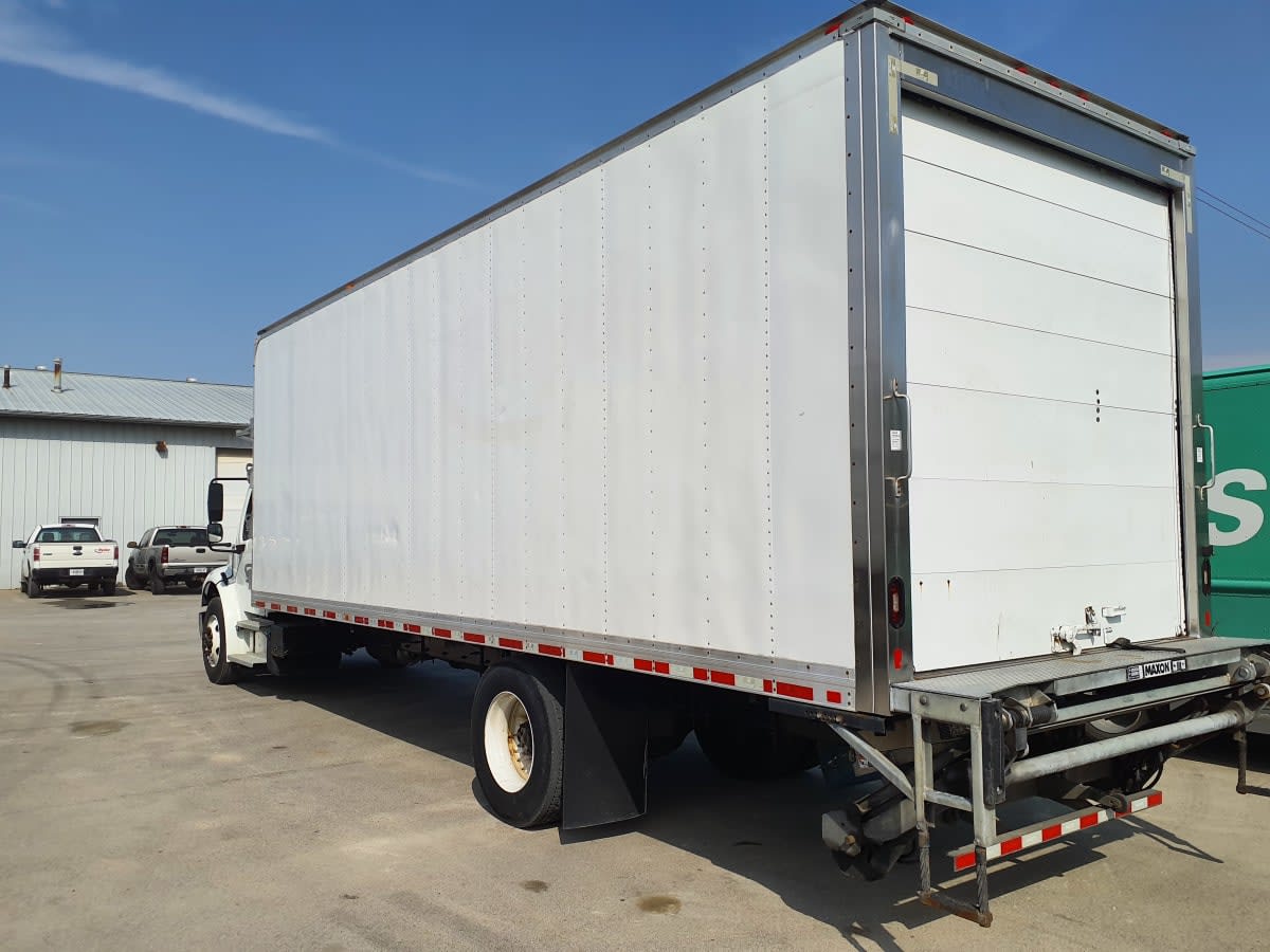 2019 Freightliner M2 106 in Indianapolis, IN — photo 4