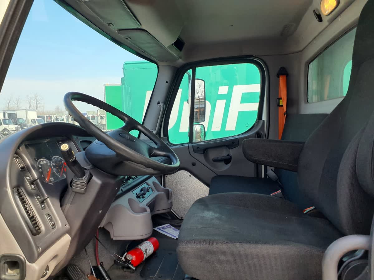 2019 Freightliner M2 106 in Indianapolis, IN — photo 8