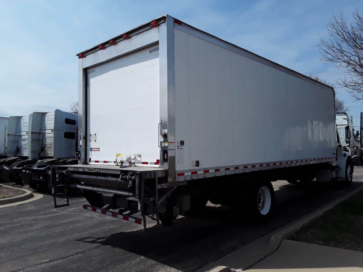 2019 Freightliner M2 106 in Bolingbrook, IL — photo 4