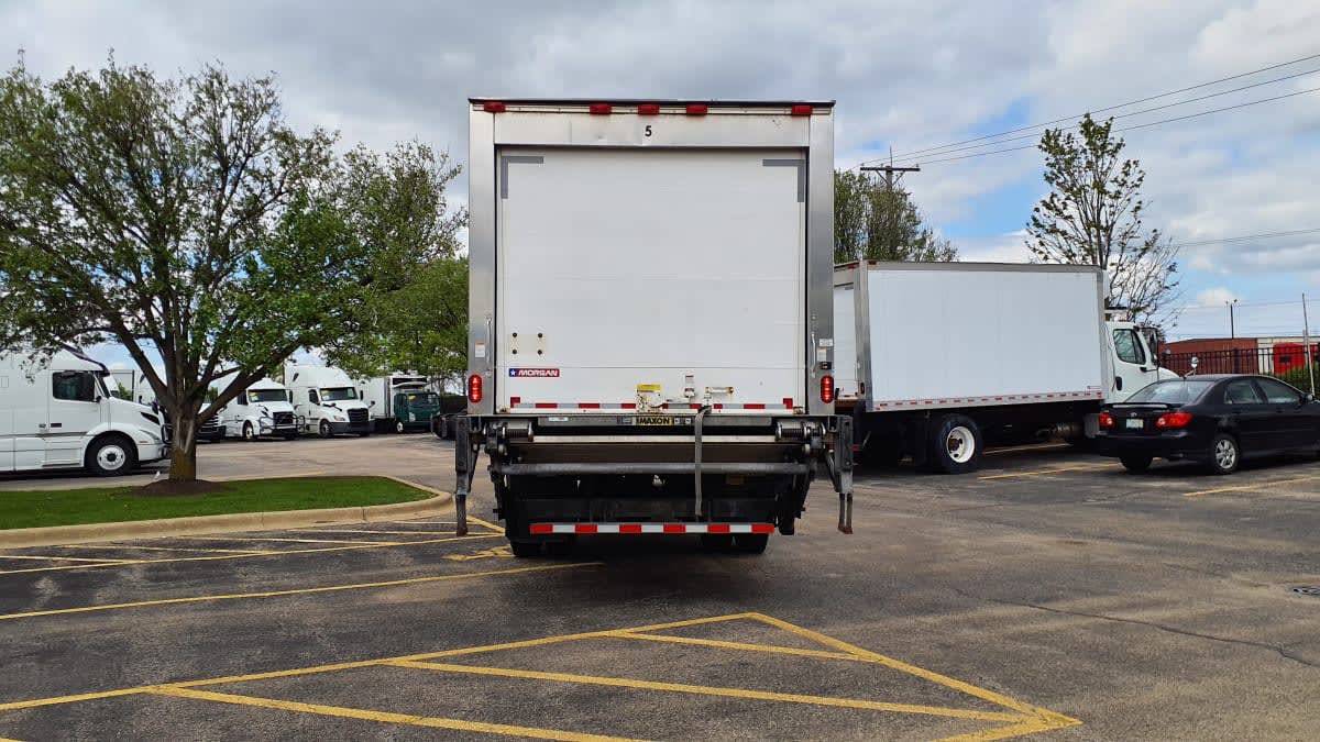 2019 Freightliner M2 106 in Bolingbrook, IL — photo 5