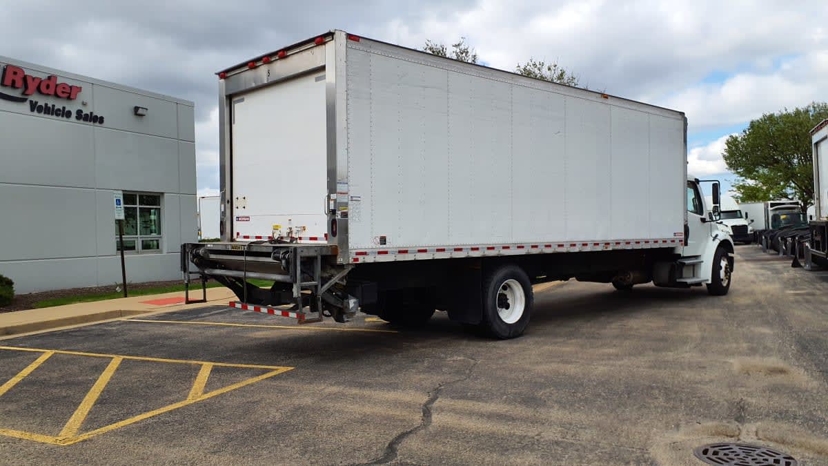 2019 Freightliner M2 106 in Bolingbrook, IL — photo 4