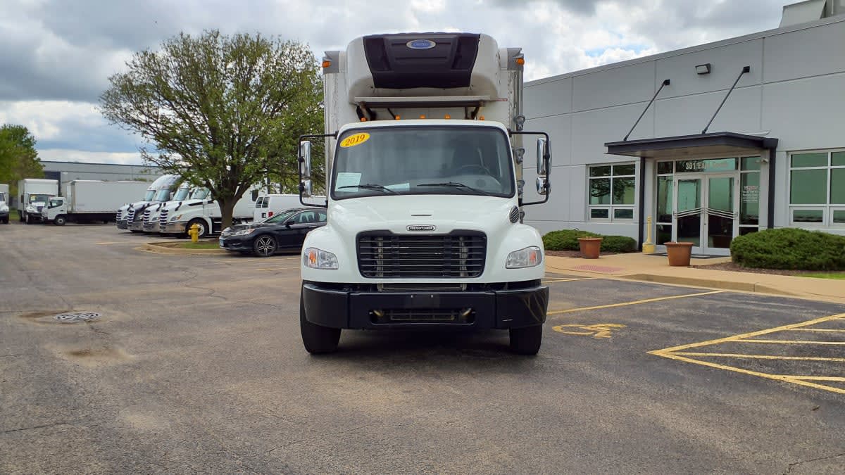 2019 Freightliner M2 106 in Bolingbrook, IL — photo 2