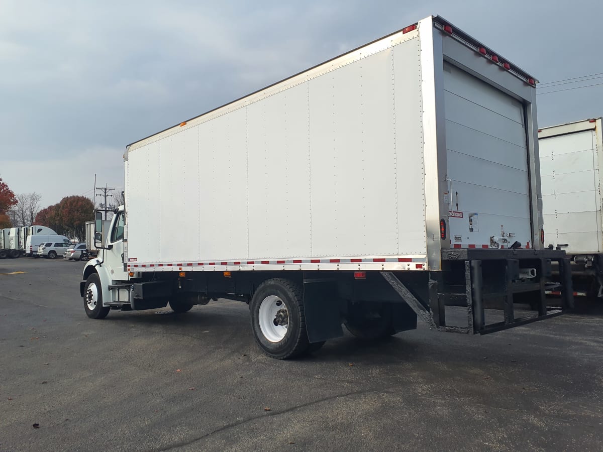 2019 Freightliner M2 106 in Bolingbrook, IL — photo 6
