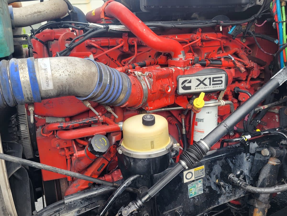 2019 Kenworth T680 in Jacksonville, FL — photo 9