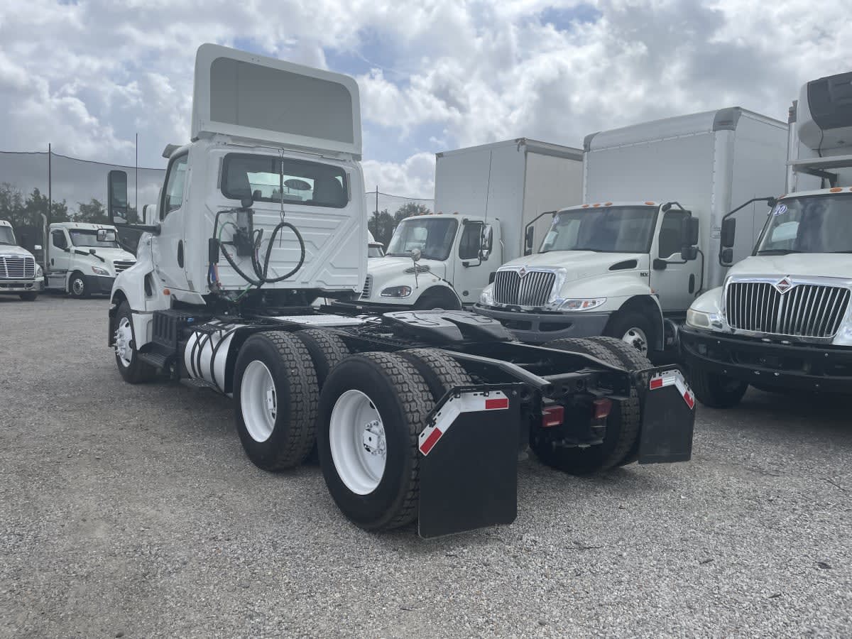 2019 International LT in St. Rose, LA — photo 6