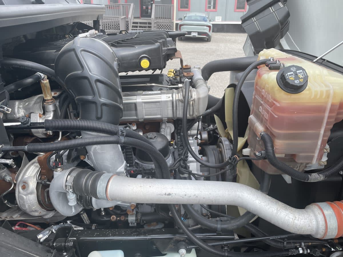 2019 International LT in St. Rose, LA — photo 8
