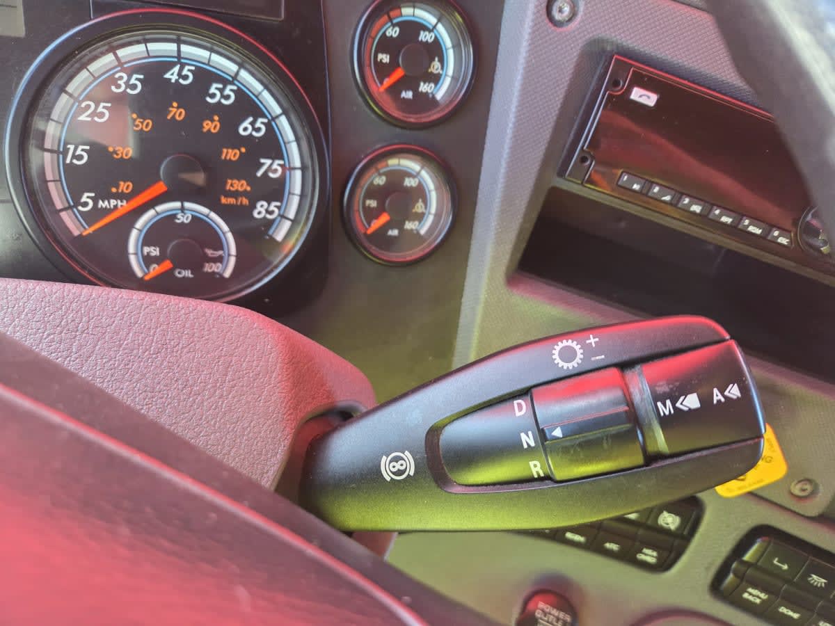2019 Freightliner Cascadia in St. Rose, LA — photo 11