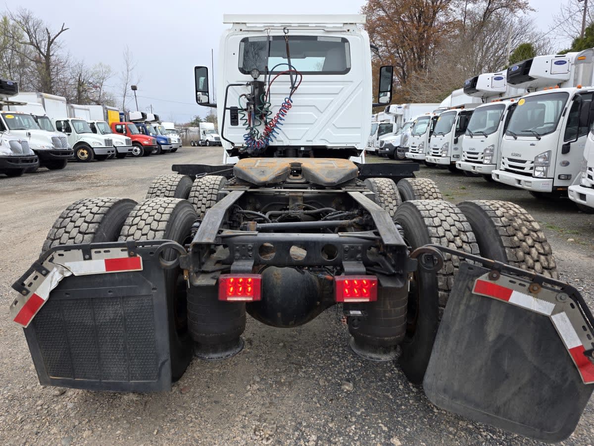 2019 International LT in Bensalem, PA — photo 5