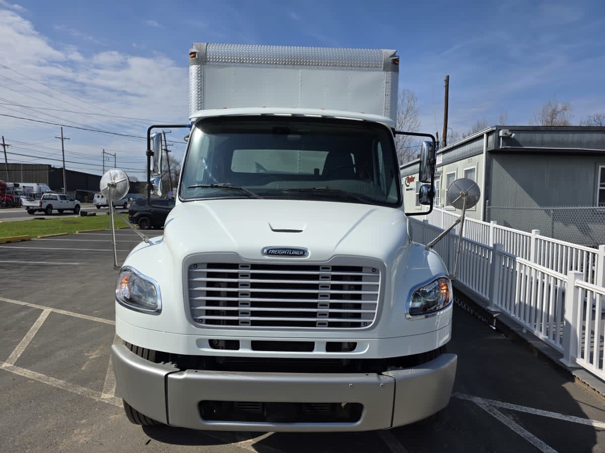 2019 Freightliner M2 106 in Bensalem, PA — photo 2