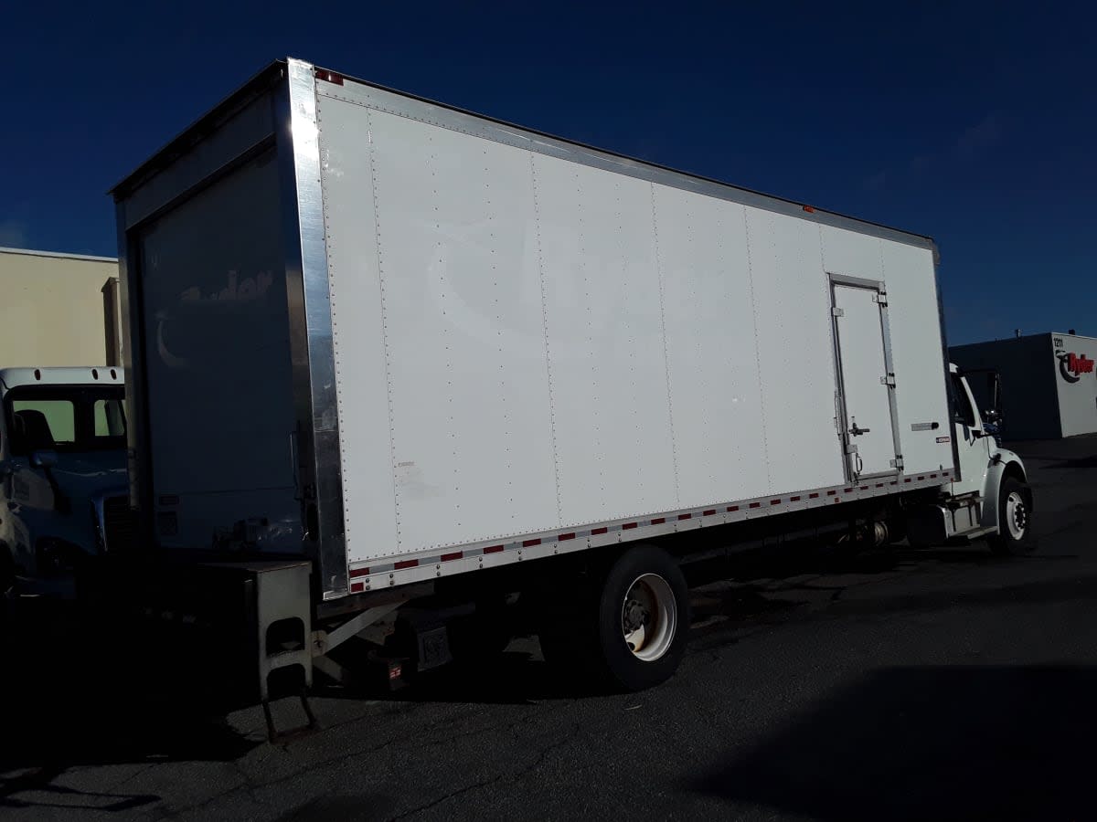 2019 Freightliner M2 106 in Allentown, PA — photo 4