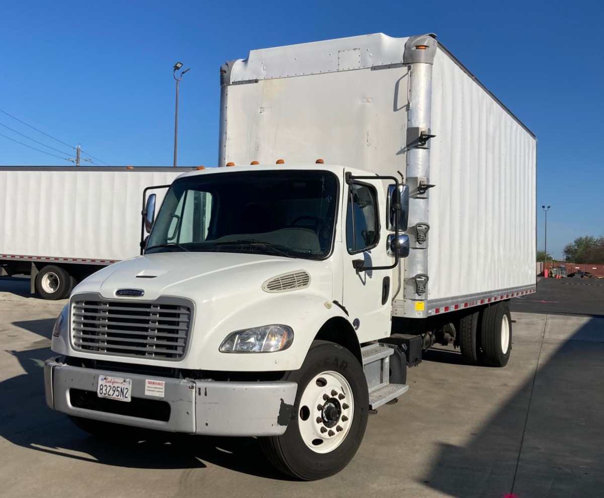 2019 Freightliner M2 106
