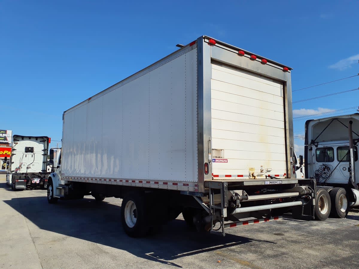 2019 Freightliner M2 106 in Miami, FL — photo 6