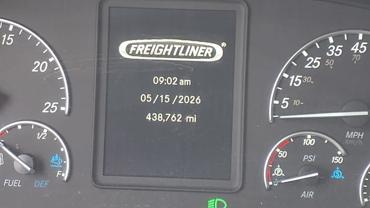 2019 Freightliner Cascadia in Salisbury, MA — photo 13