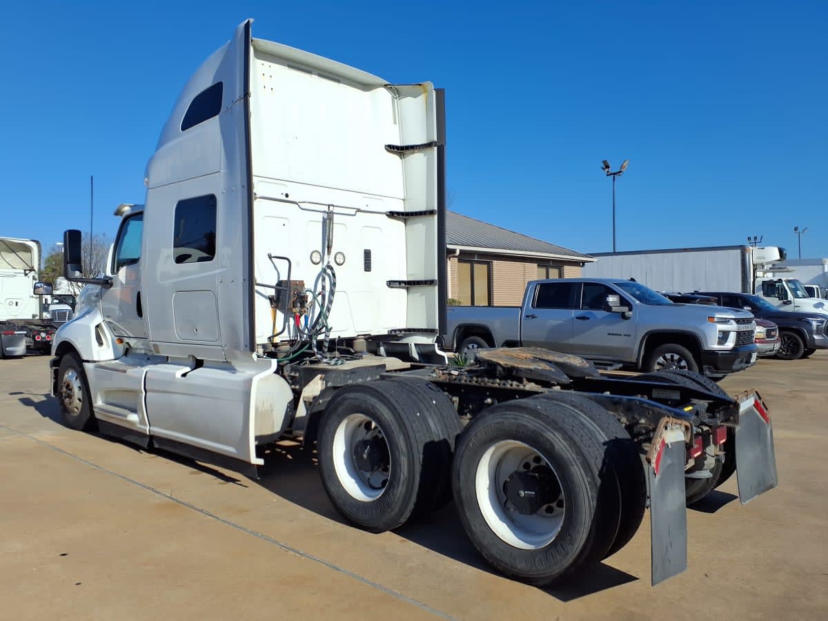 2019 International LT in Houston, TX — photo 6