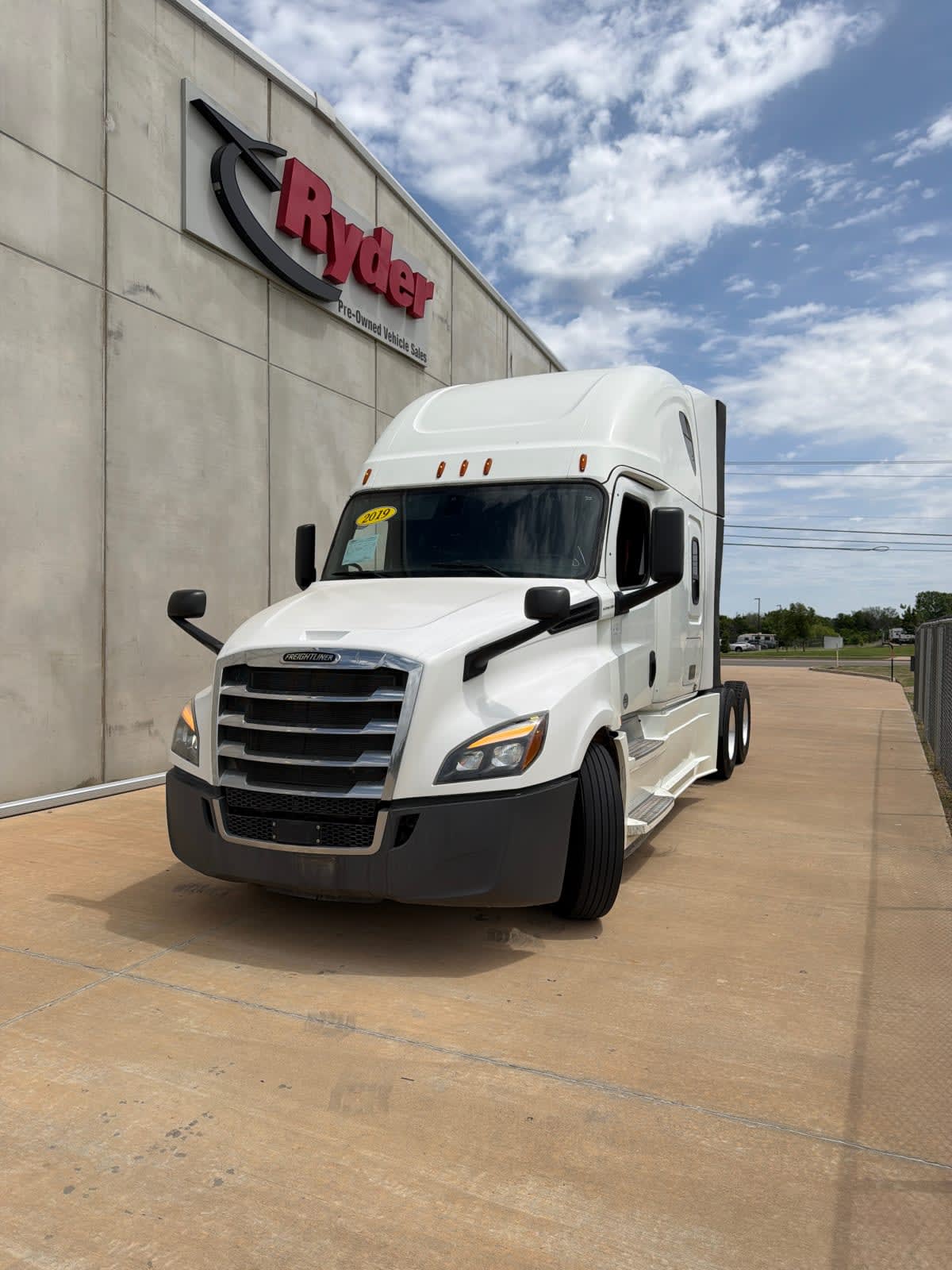 2019 Freightliner Cascadia