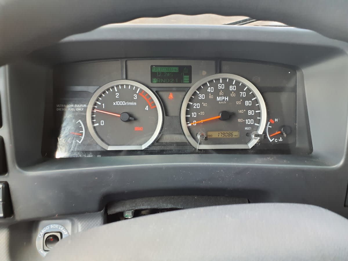 2019 Isuzu NRR in Wayland, MI — photo 11