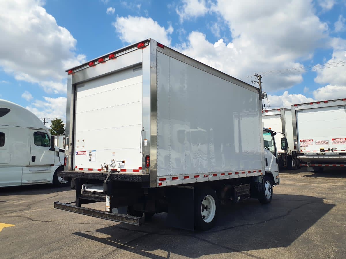 2019 Isuzu NRR in Wayland, MI — photo 4