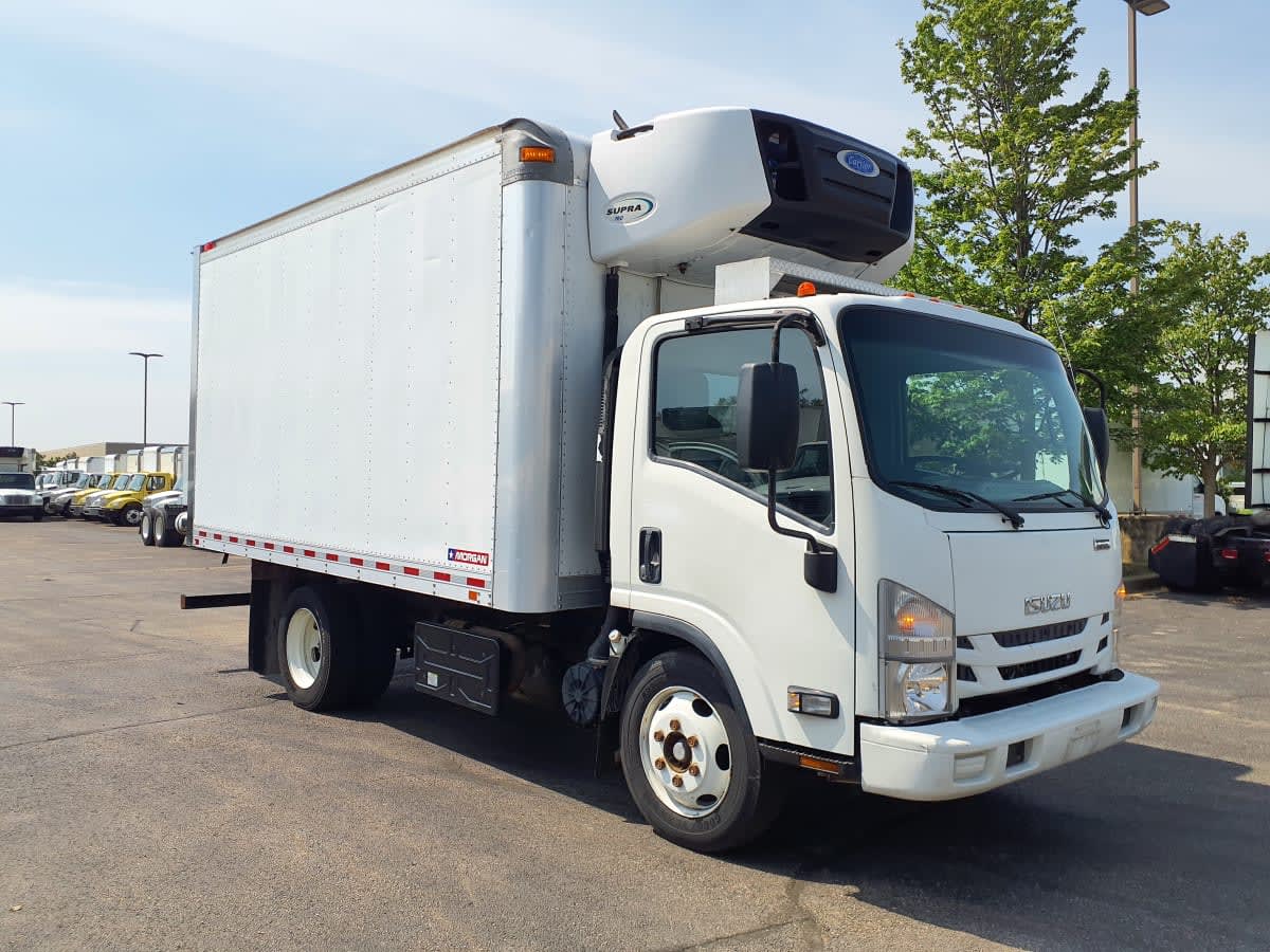 2019 Isuzu NRR in Bolingbrook, IL — photo 3