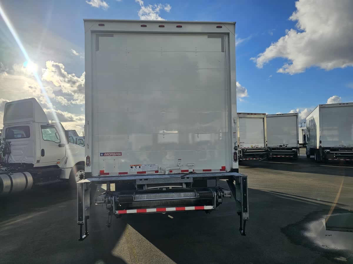 2019 Freightliner M2 106 in Tacoma, WA — photo 5