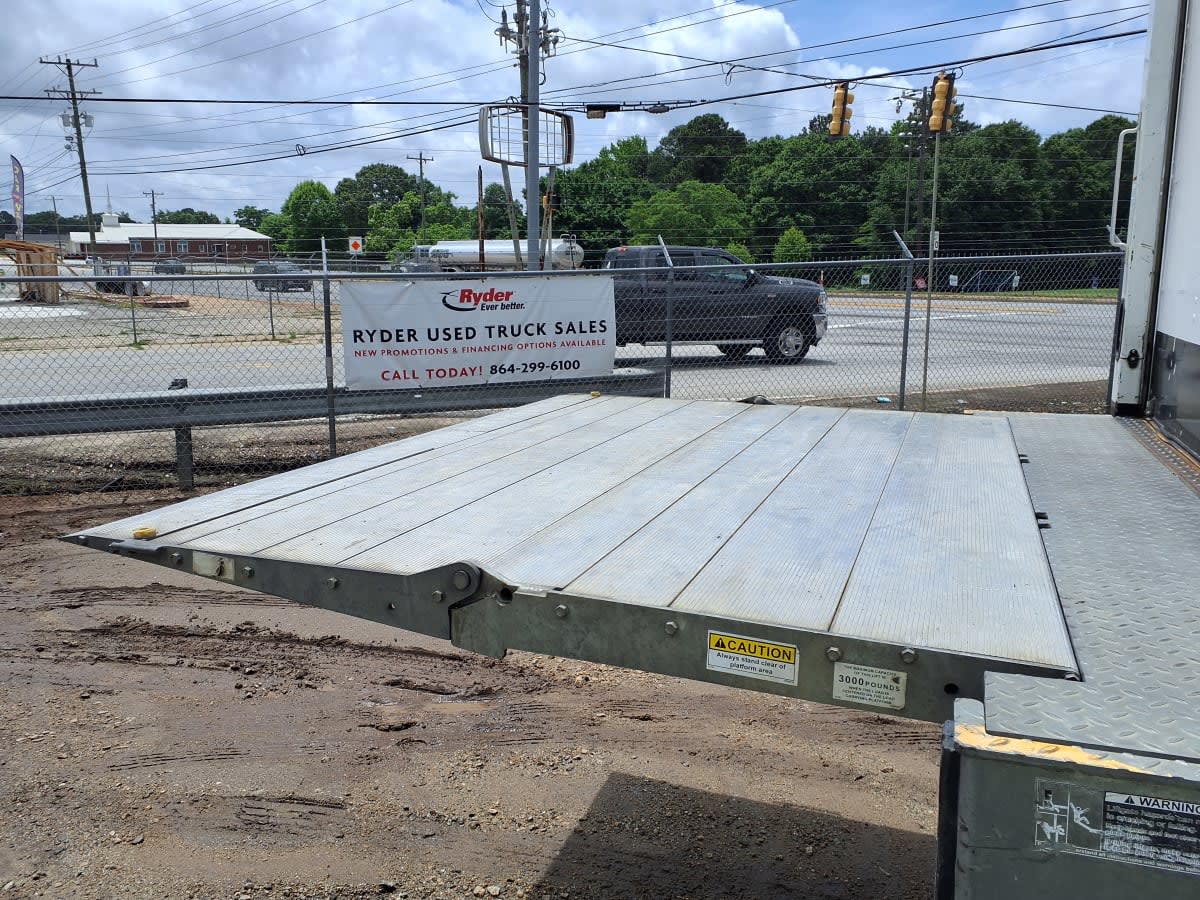 2019 Freightliner M2 106 in Greenville, SC — photo 16