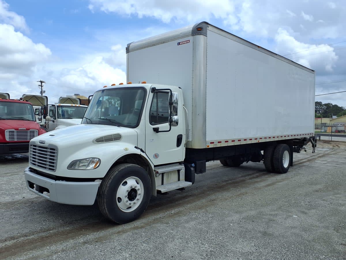 2019 Freightliner M2 106