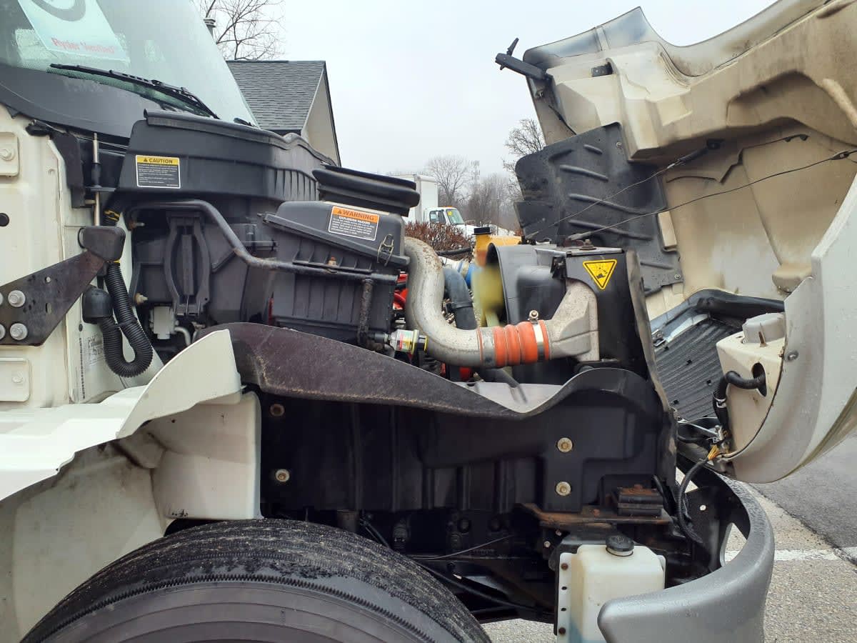 2019 International 4300 in O'fallon, MO — photo 12