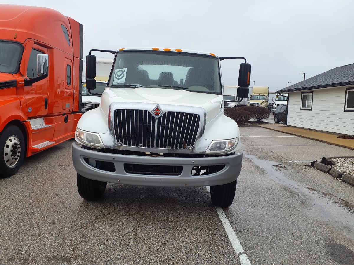 2019 International 4300 in O'fallon, MO — photo 2