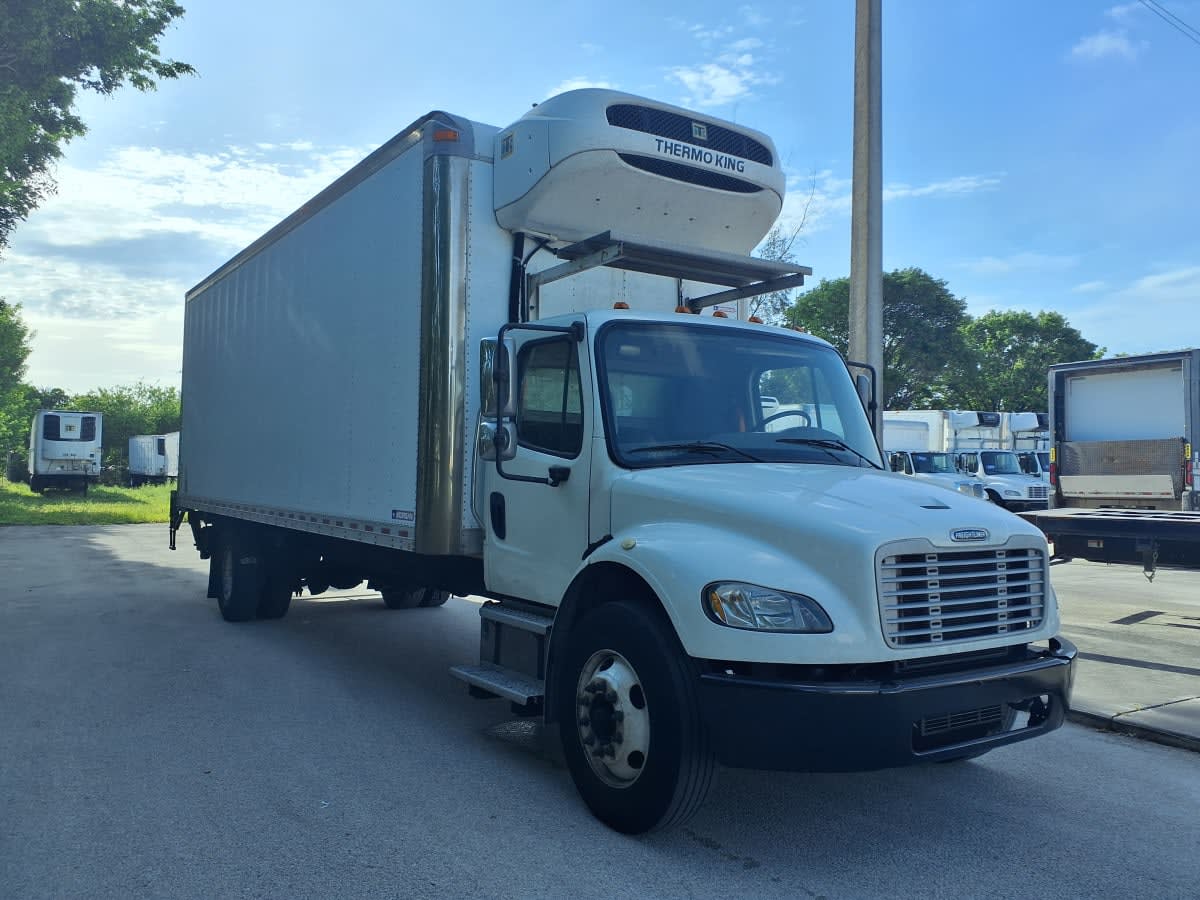 2019 Freightliner M2 106