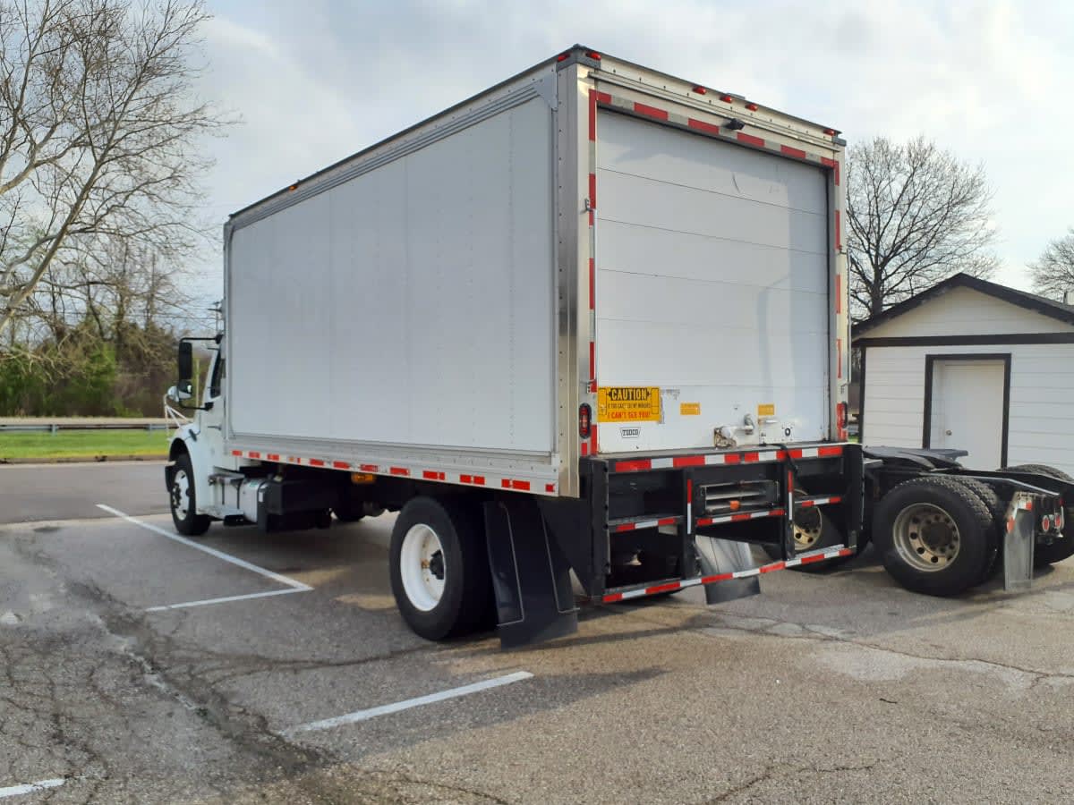2019 Freightliner M2 106 in O'fallon, MO — photo 6