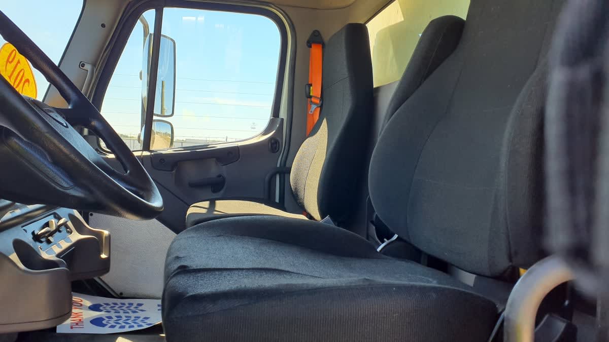 2019 Freightliner M2 106 in Birmingham, AL — photo 8