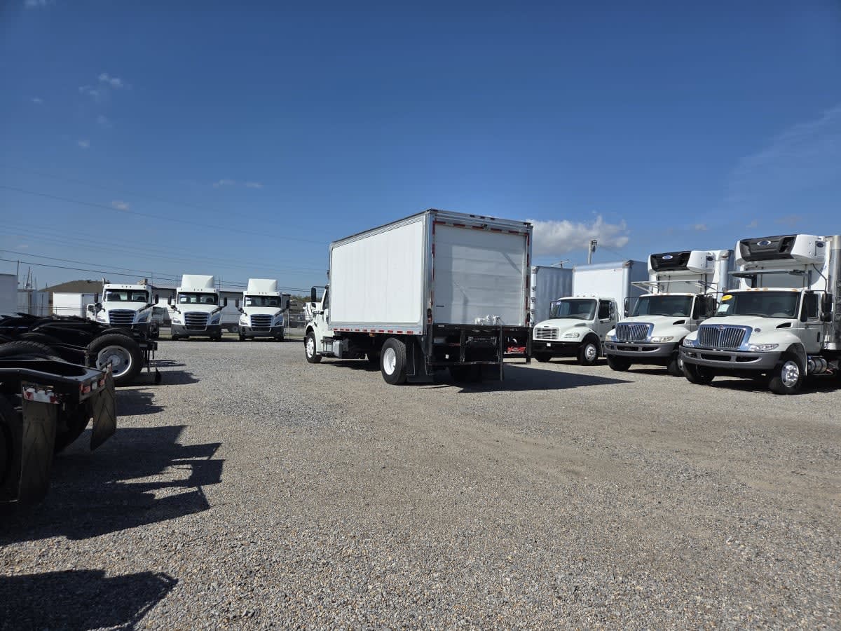 2019 Freightliner M2 106 in St. Rose, LA — photo 6