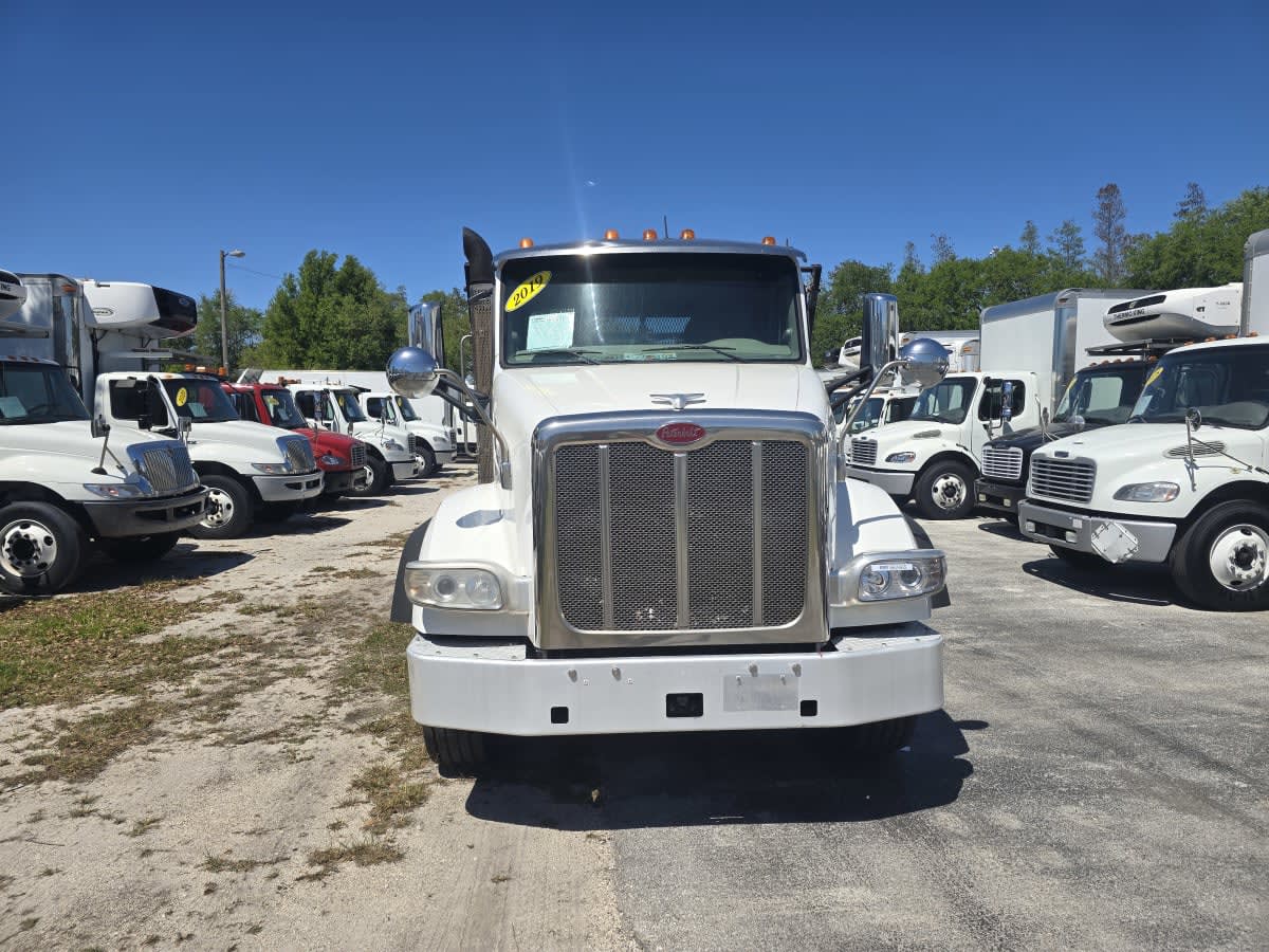2019 Peterbilt 567 in Tampa, FL — photo 2