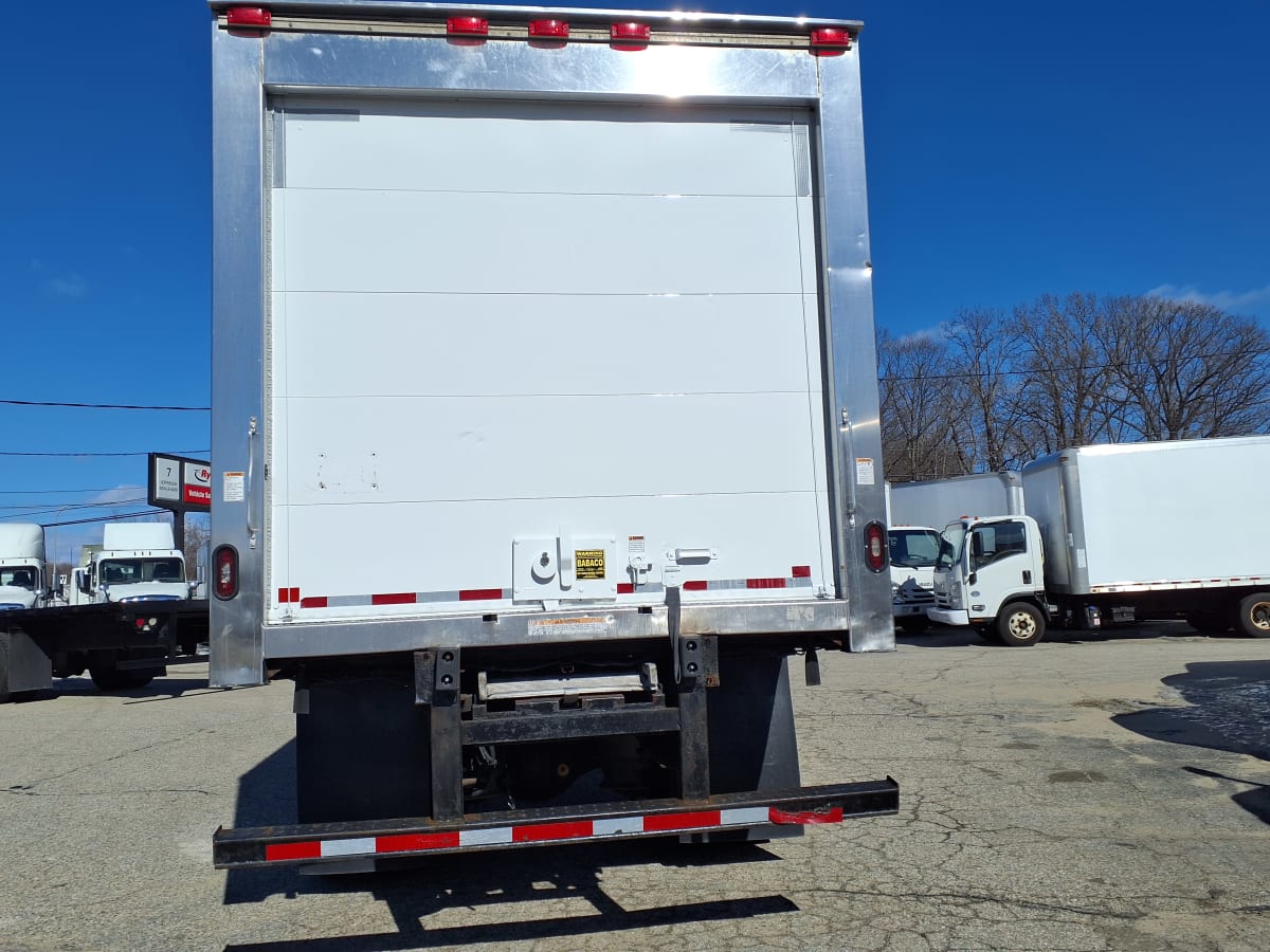 2019 Freightliner M2 106 in Warwick, RI — photo 5