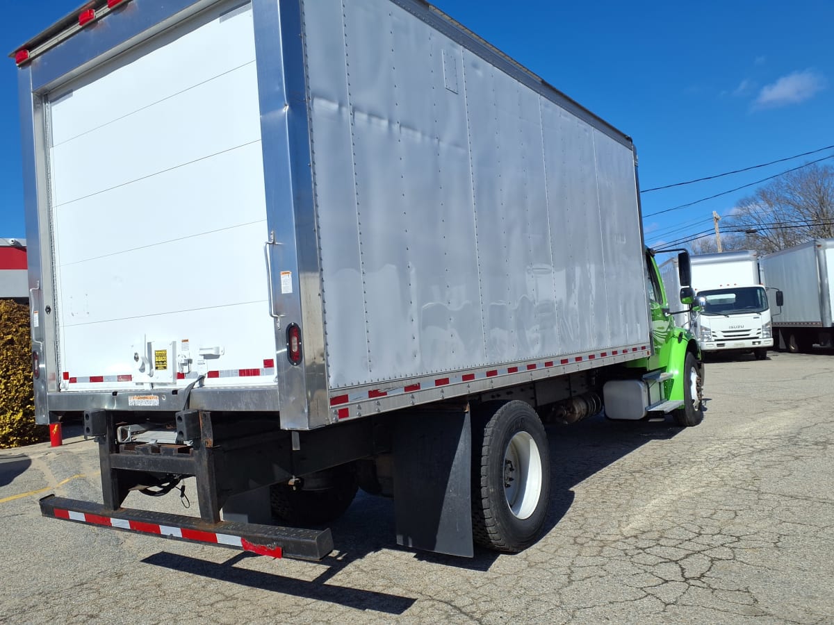 2019 Freightliner M2 106 in Warwick, RI — photo 4