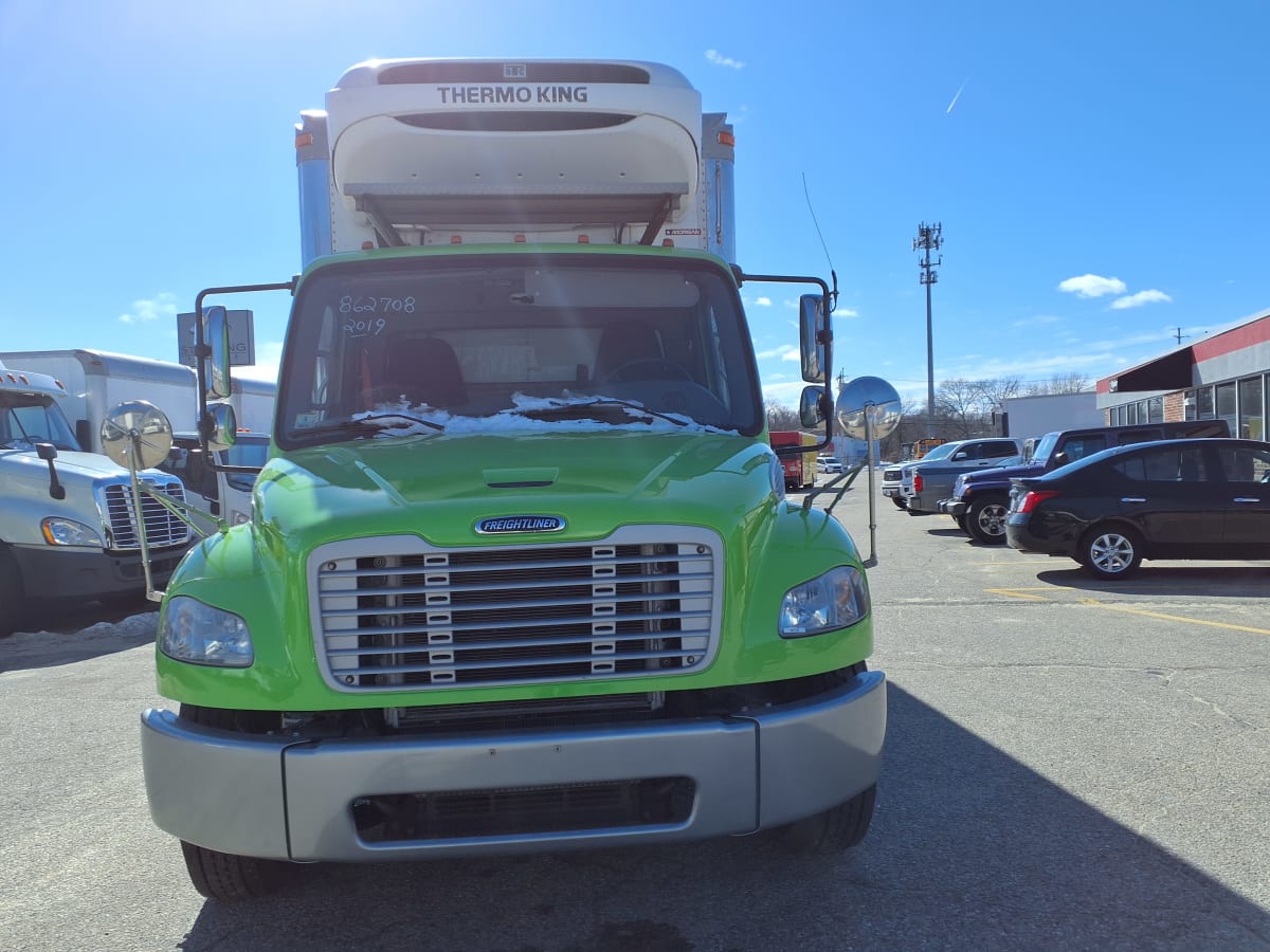2019 Freightliner M2 106 in Warwick, RI — photo 2