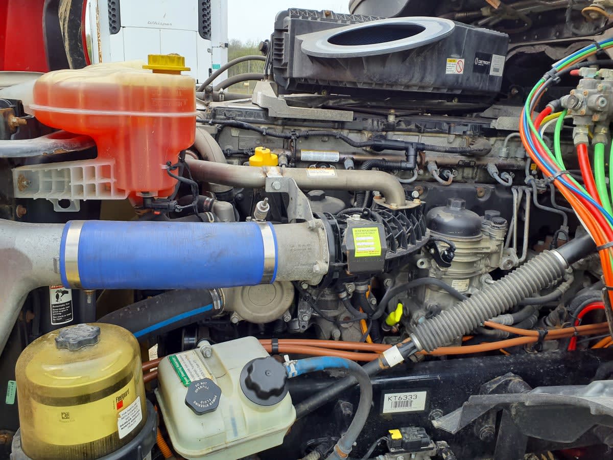 2019 Freightliner Cascadia in Wayland, MI — photo 9