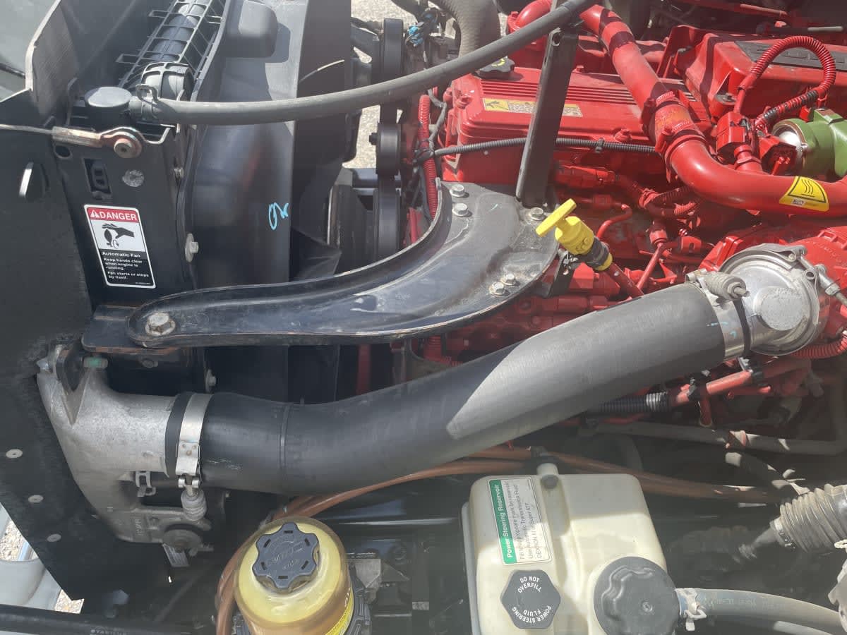 2019 Freightliner M2 106 in St. Rose, LA — photo 8