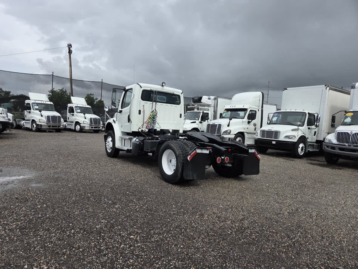 2019 Freightliner M2 106 in St. Rose, LA — photo 6