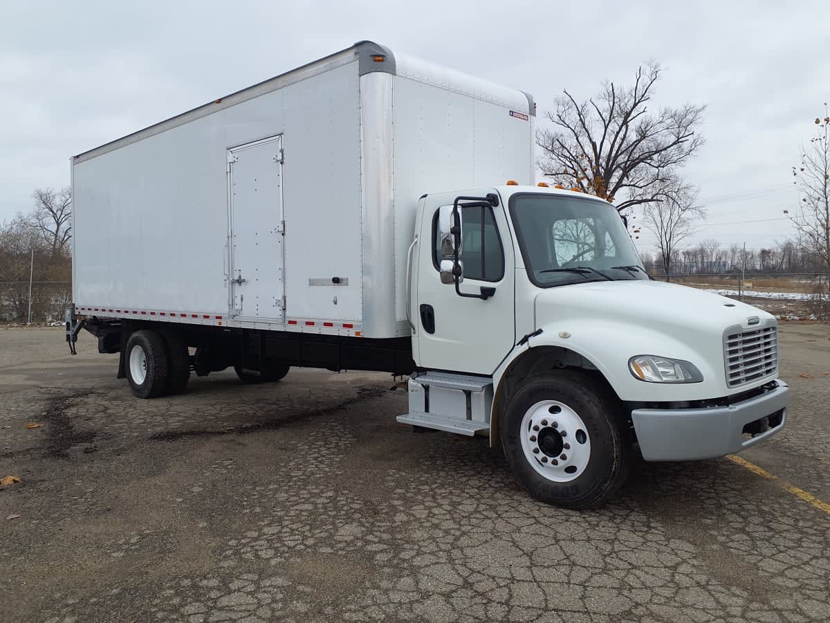 2019 Freightliner M2 106 in Wayland, MI — photo 3