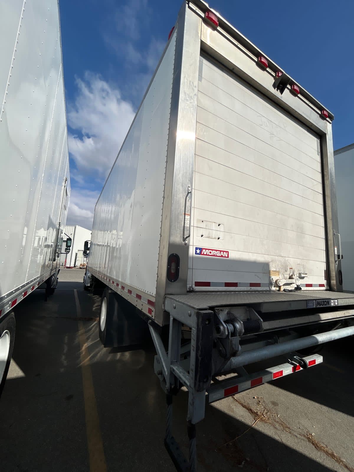 2019 Freightliner M2 106 in Pomona, CA — photo 6