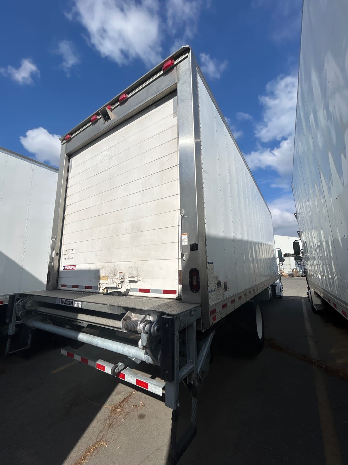 2019 Freightliner M2 106 in Pomona, CA — photo 4