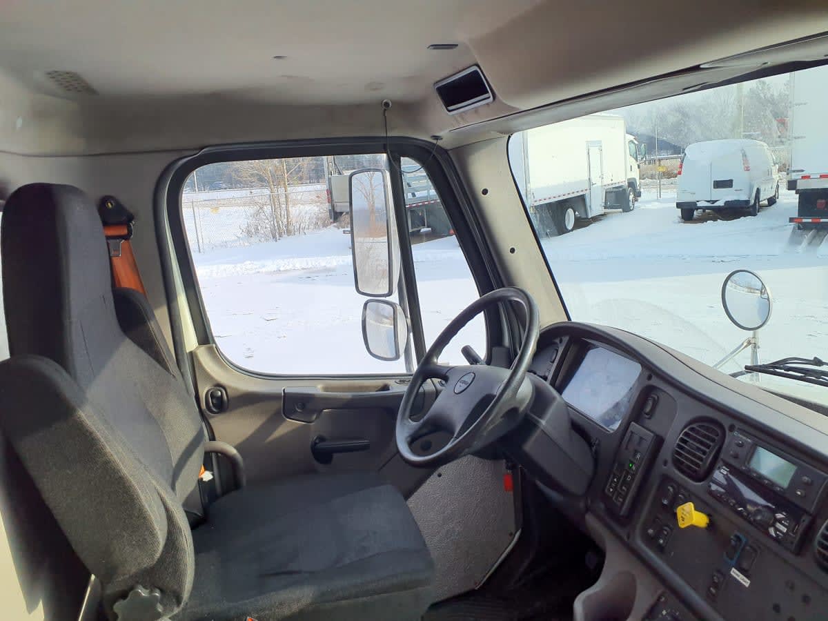 2019 Freightliner M2 106 in Wayland, MI — photo 8