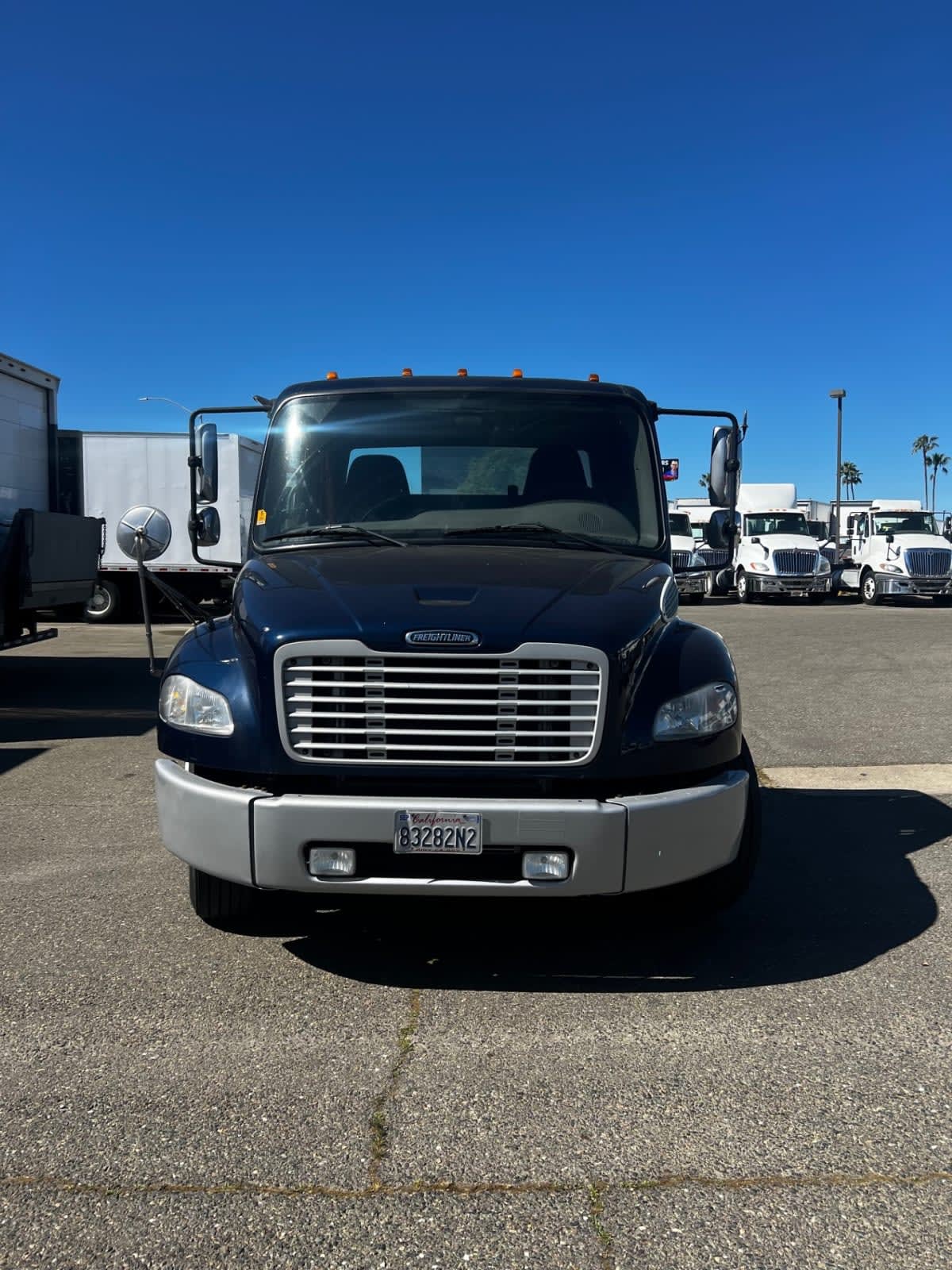 2019 Freightliner M2 106 in West Sacramento, CA — photo 2