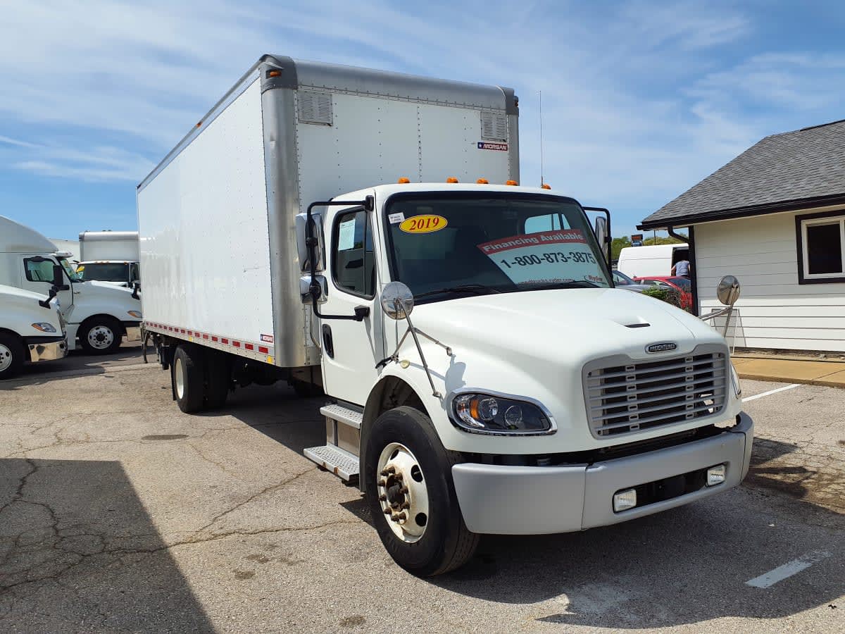 2019 Freightliner M2 106 in O'fallon, MO — photo 3