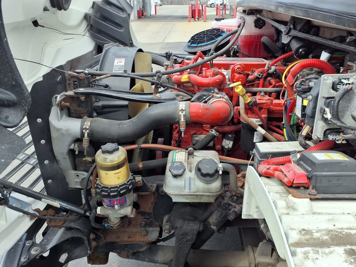 2019 Freightliner M2 106 in Taylor, MI — photo 9