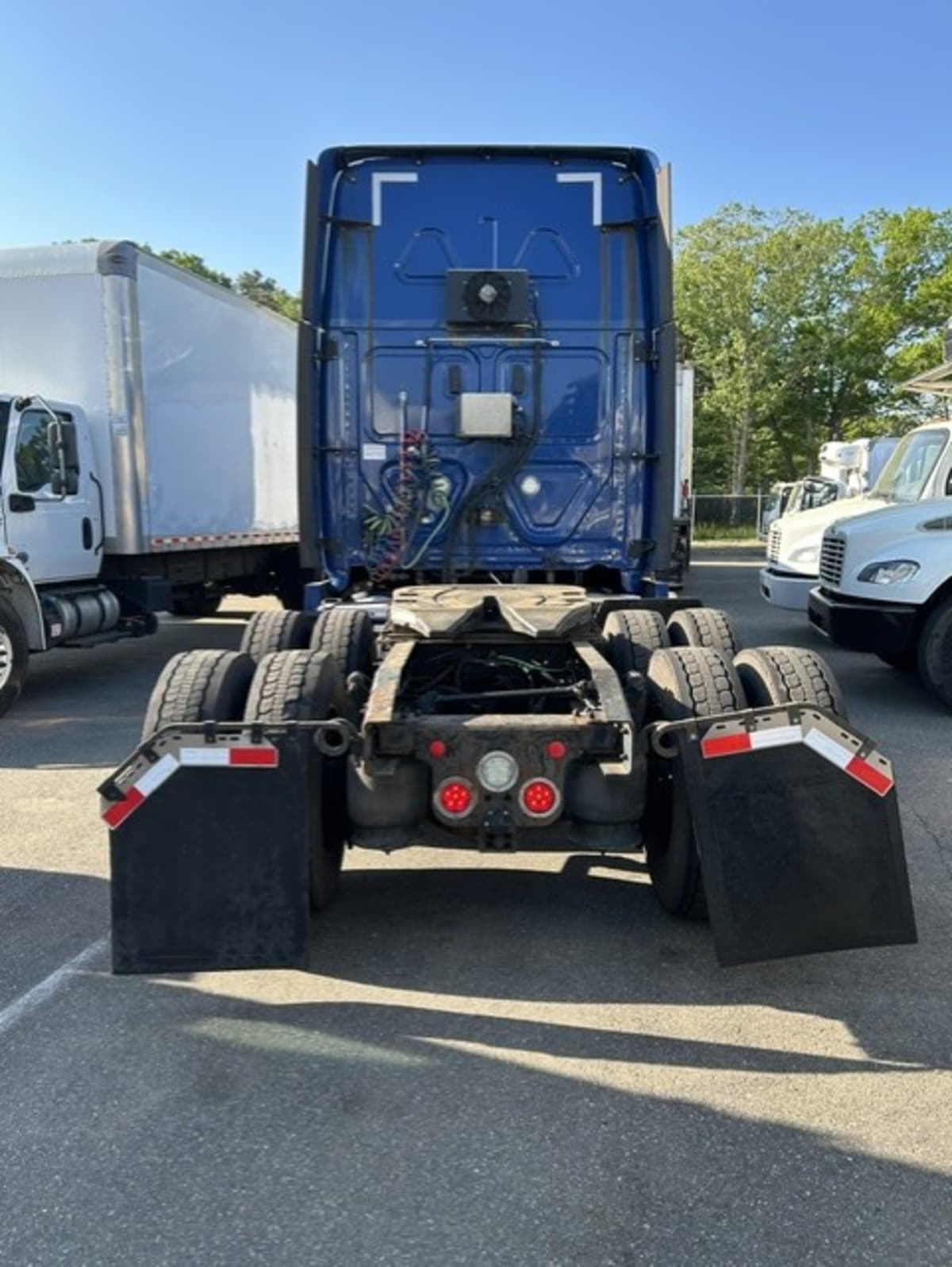 2019 Freightliner Cascadia in Farmingdale, NY — photo 5