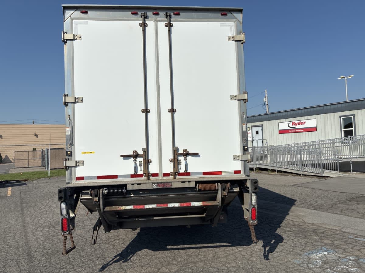 2019 Freightliner M2 106 in Syracuse, NY — photo 5