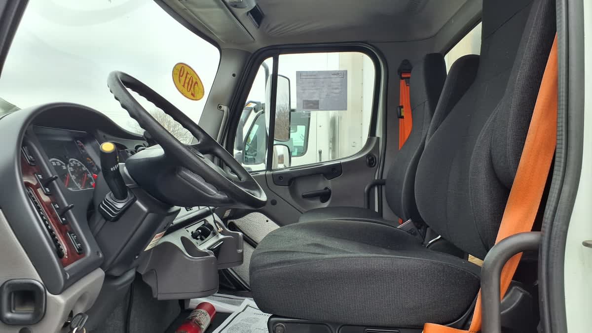 2019 Freightliner M2 106 in West Chester, OH — photo 7