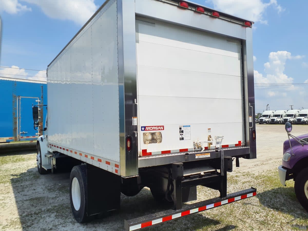2019 Freightliner M2 106 in Indianapolis, IN — photo 6