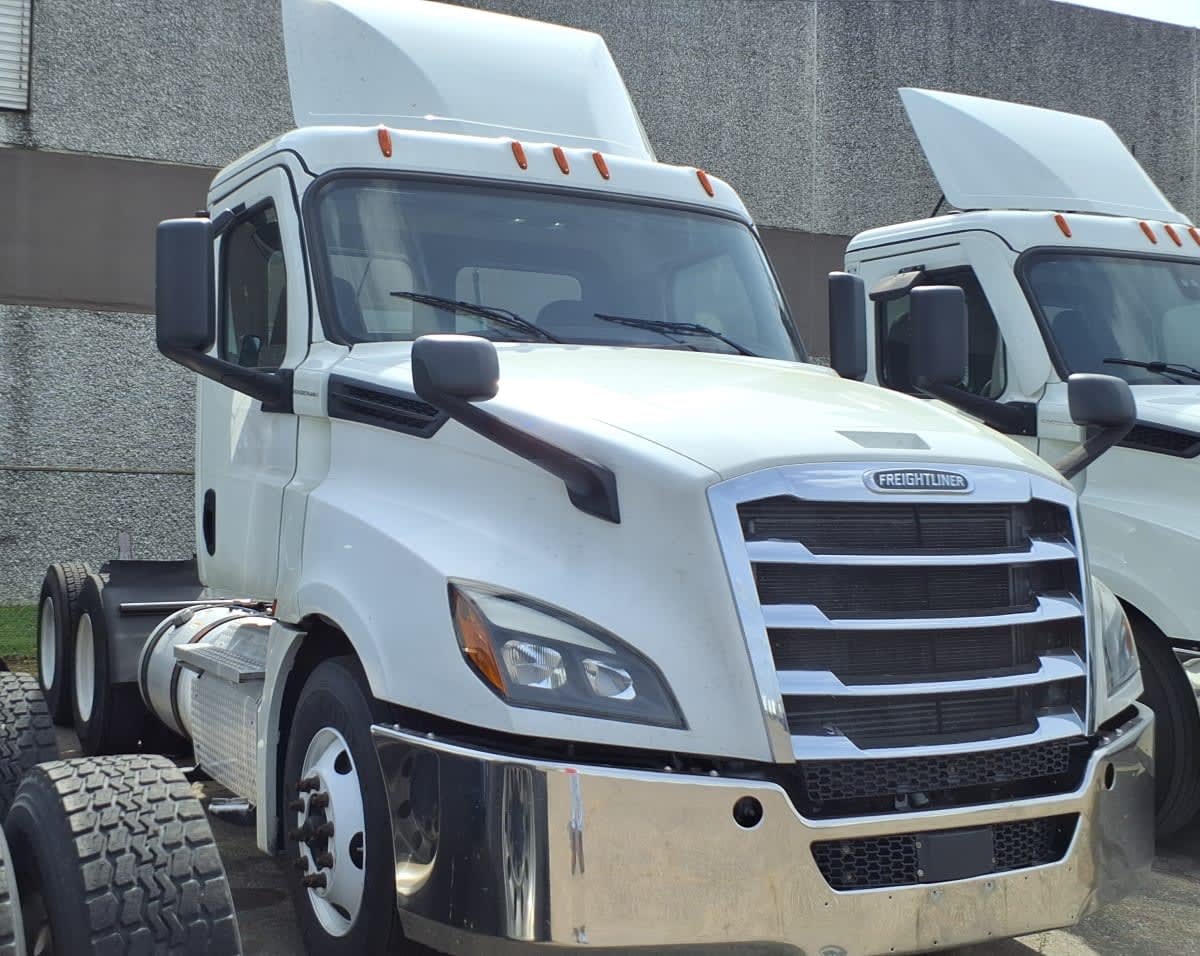 2019 Freightliner Cascadia in Memphis, TN — photo 3